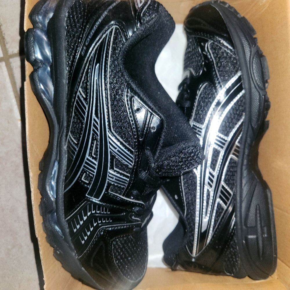 Black Acics gel 14